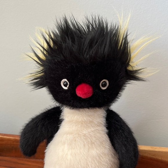 NWT • RARE & HARD TO FIND ~ JELLYCAT RONNIE ROCKHOPPER PENGUIN - Picture 2 of 9